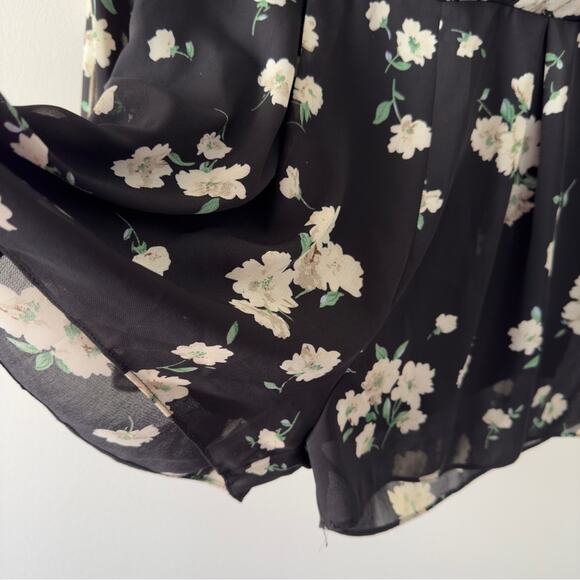 Anthropologie English Factory Black Floral Romper Long Bell Sleeves Preppy Flowy - Picture 5 of 11